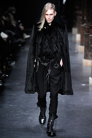 Ann Demeulemeester / - 2010-2011